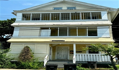  Exceptional Multifamily house